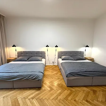 شقة Spacious On Wenceslas Square *