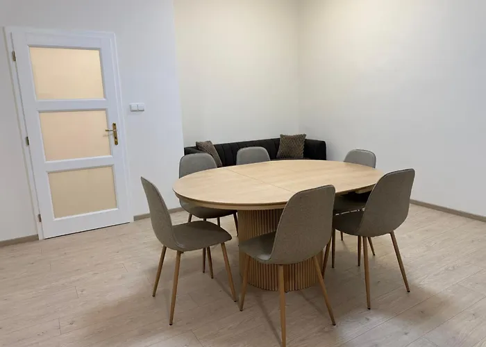 Spacious On Wenceslas Square براغ